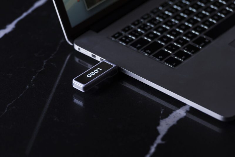 Memoria USB Daclon 16Gb